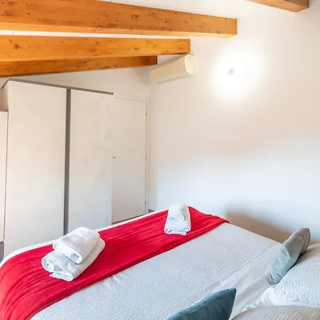 Skylake By Design Apartament *